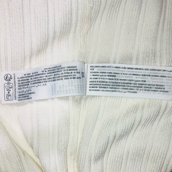 NWT Abercrombie & Fitch Ribbed Mockneck Cream Ivory Sweater Preppy Y2K Viscose M - Picture 8 of 8